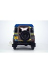 Almost Real Land Rover Defender 90 'Paul Smith' Edition 2015 - 1:18