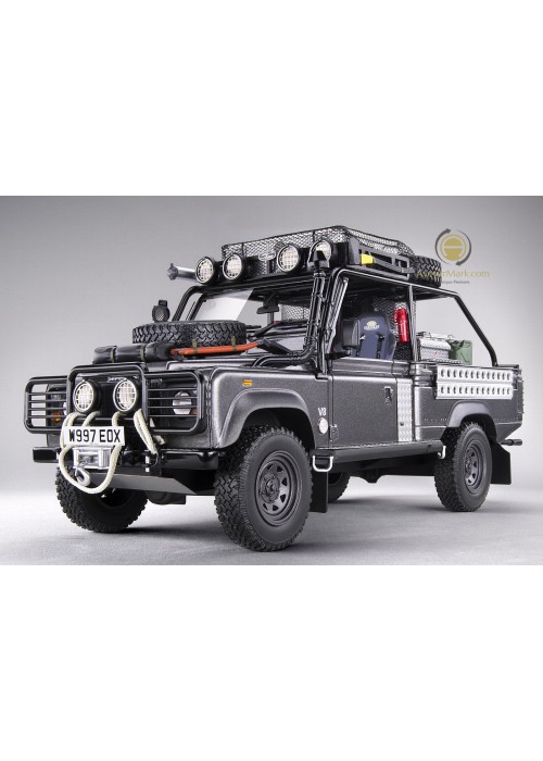 Kyosho (1:18) Land Rover Defender Movie Edition Corris Grey KSR08903TR-B (NON-DISCOUNT ITEM)