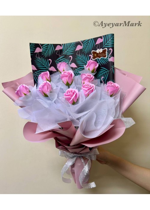 ရေမွှေးနှင်းဆီ ပန်းခြောက် ပန်းစည်း Artificial Flowers Bouquet 10 Roses ATFB102