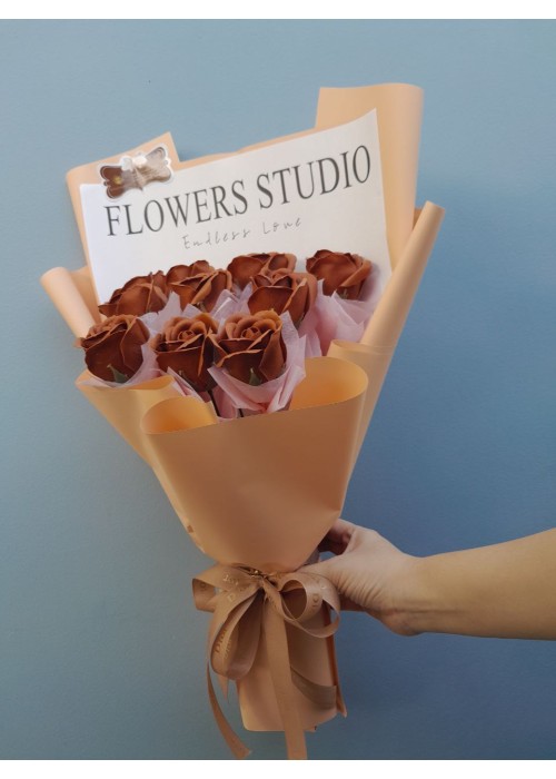 ရေမွှေးနှင်းဆီ ပန်းခြောက် ပန်းစည်း Artificial Flowers Bouquet 10 Roses ATFB110