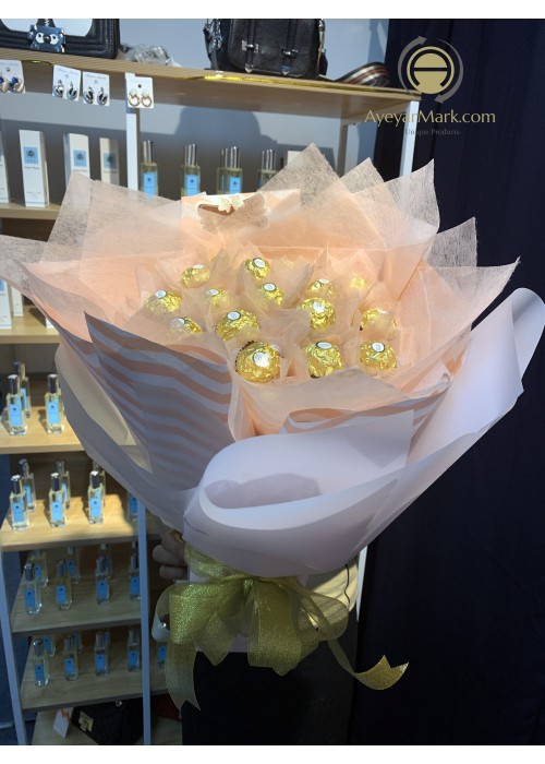 ချောကလပ် ပန်းစည်း Chocolate Flower Bouquet with 20 pcs Chocolate CCLFB102