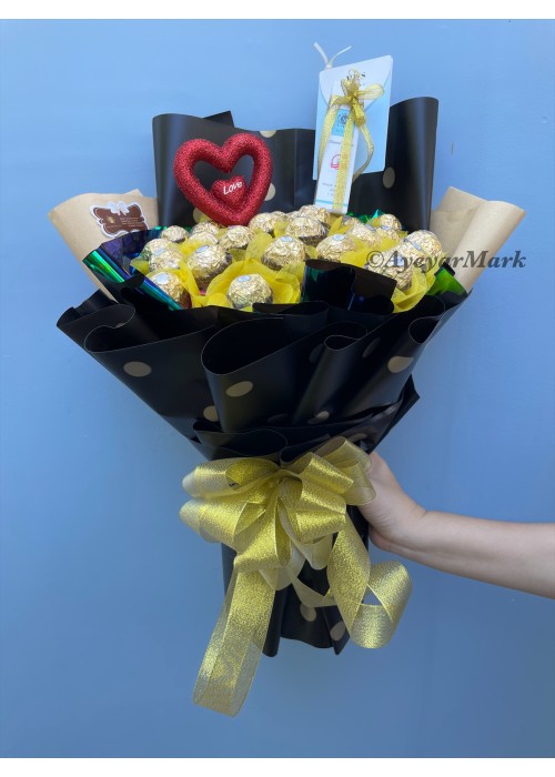 ချောကလပ်ပန်းစည်း+Myst ရေမွှေးပုလင်း30ml Chocolate Flower Bouquet with 30 pcs Chocolate and Myst Perfume 30ml 1 bottle CCLFB107
