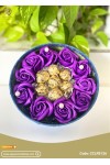 ချောကလပ်နှင့်နှင်းဆီပန်း လက်ဆောင်ဗူးပန်းစည်း Flower box with Chocolate Bouquet CCLFB126