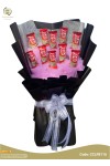 ချောကလပ် ပန်းစည်း Chocolate Flower Bouquet with 10 Kit Kat CCLFB116e