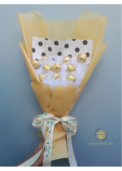 ချောကလပ် ပန်းစည်း Chocolate Flower Bouquet with 10 pcs Chocolate CCLFB118