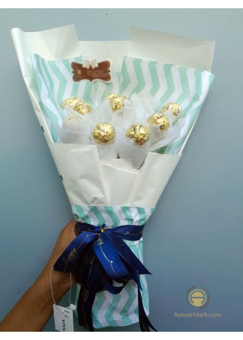 ချောကလပ် ပန်းစည်း Chocolate Flower Bouquet with 10 pcs Chocolate CCLFB122