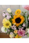 ရောင်စုံပန်းခြင်း Fresh Flower Basket with Colorful Mixed Flower and some seasonal leaves FBK105