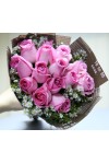 နှင်းဆီပန်း ပန်းစည်း အရံပန်းအပါ Fresh Flower Bouquet 15 roses with some seasonal leaves FFB117
