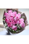 နှင်းဆီပန်း ပန်းစည်း အရံပန်းအပါ Fresh Flower Bouquet 15 roses with some seasonal leaves FFB117